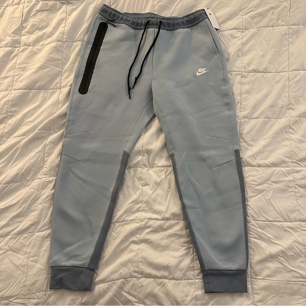 Nike Sportswear Tech Fleece Sweatpants Joggers in Blue | Men’s XL NEW